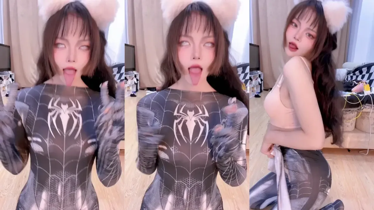 Cewek Bodi Suit Spider Girl Kena Sange Cabut Costum Sampe Bugil