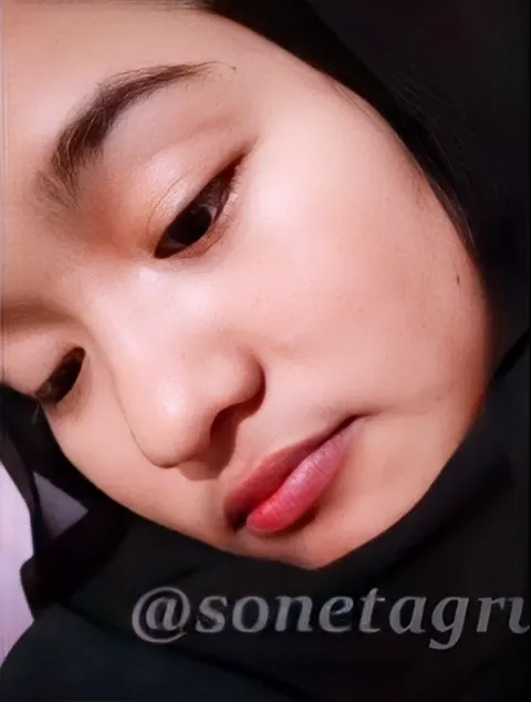Gadis Penasaran Liat Konti Gede Emut Jari Sampe Sange