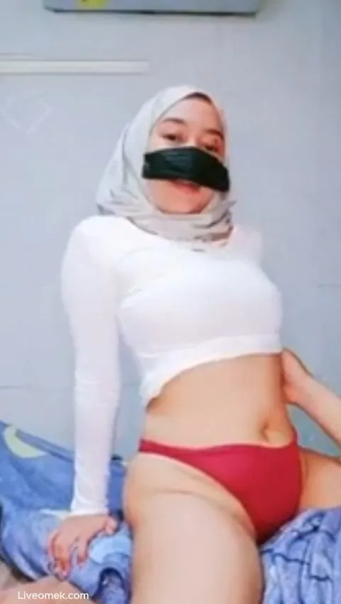 Hijab Indo Berani Live Ngewe Bibir Disumpal Desah Gak Kuat